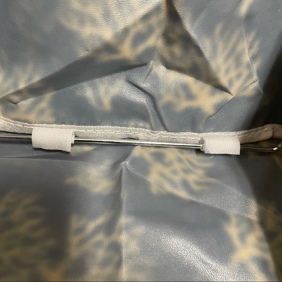 2 LEFT: TRUNK ORGANIZER - Picture 9 of 10